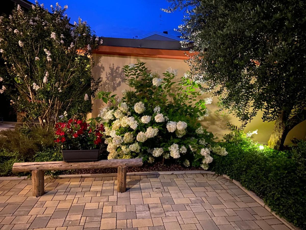 Veronalago B&B Accessibile Bussolengo Bagian luar foto