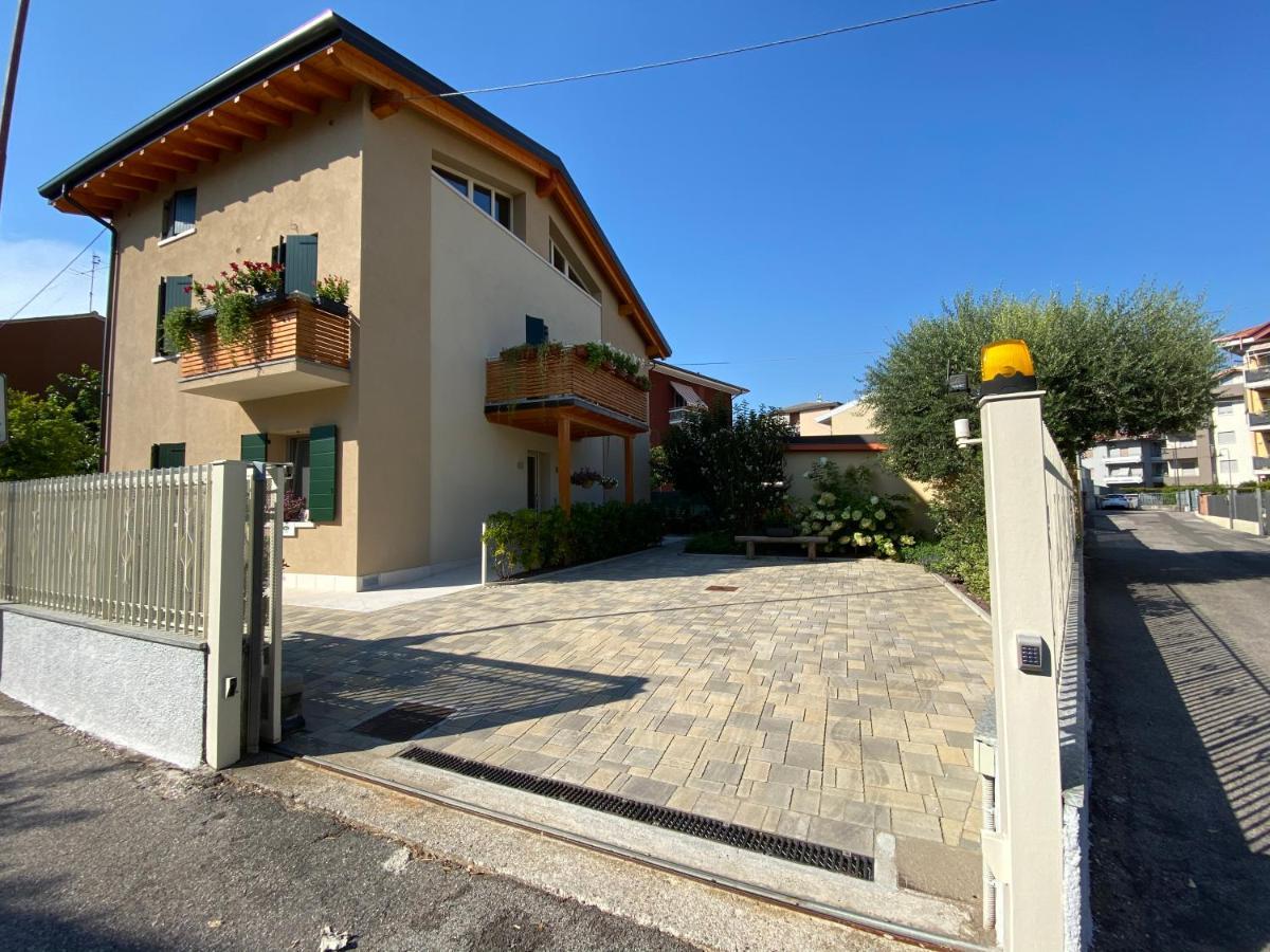 Veronalago B&B Accessibile Bussolengo Bagian luar foto